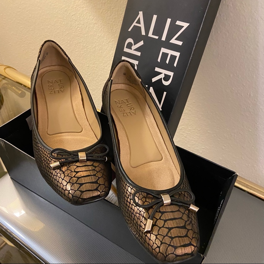Naturalizer Shoes Size 8